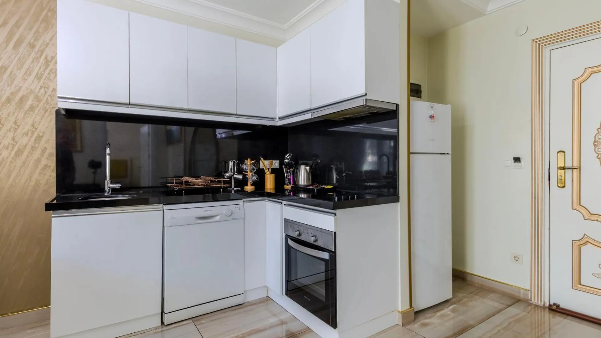 Lemis Suite Istanbul Aparthotel